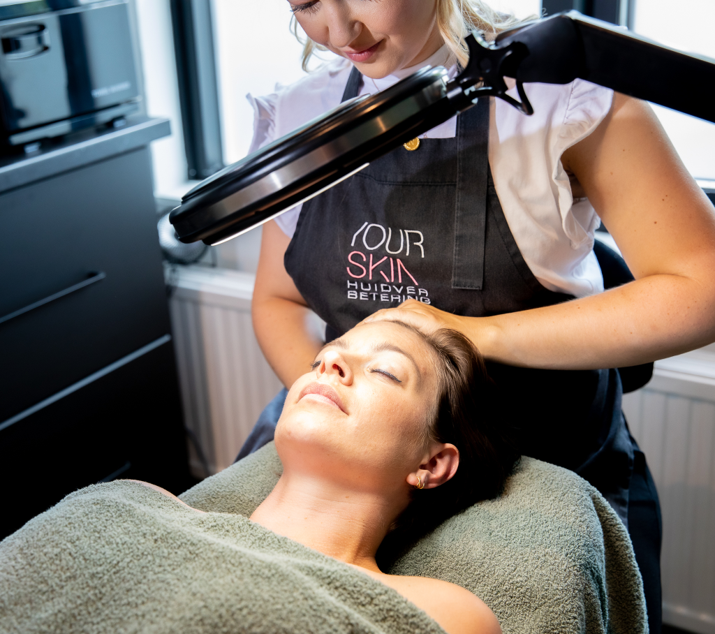 Huidanalyse voor huidverbetering bij YOURSKIN in Apeldoorn